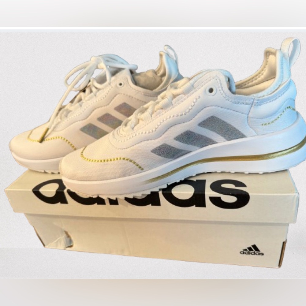 NIB Adidas Fukasa Run Shoes | Women's Size 6.5 | White | Running/Athletic
